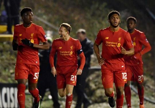 张伟丽在UFC的最新排名！出人意料